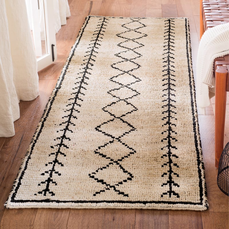 SAFAVIEH Handmade Bohemian Pesha Boho Jute Rug - 2'6" x 8' Runner - Ivory/Black