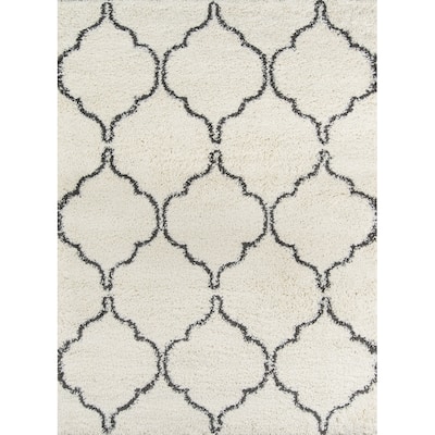 Momeni Maya Contemporary Geometric Area Rug.