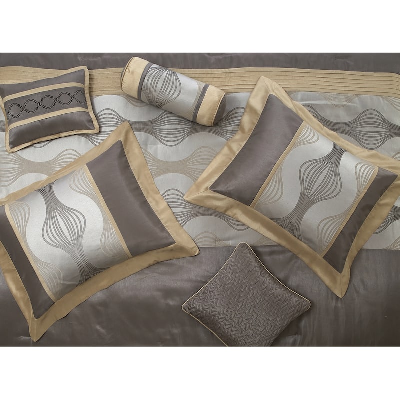 Nanshing Daniella 7-Piece Modern Geometric Comforter Set