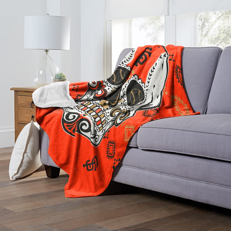 MLB Candy Skull San Francisco Giants Silk Touch Sherpa Throw Blanket