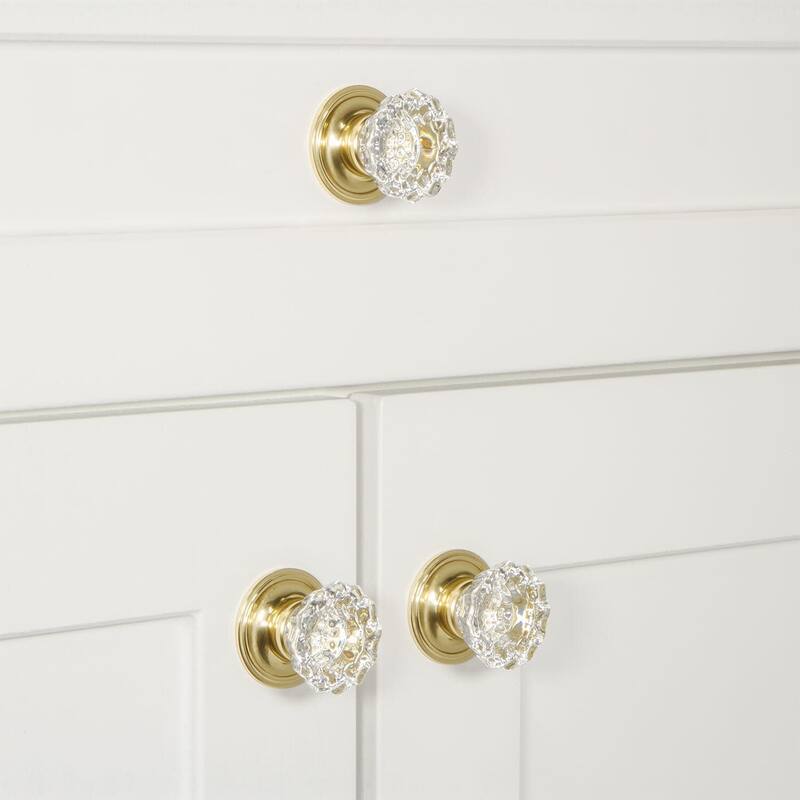 Grandeur VERS-CRYS-KNOB-GEO Versailles 1-3/8" Vintage Luxury Fluted