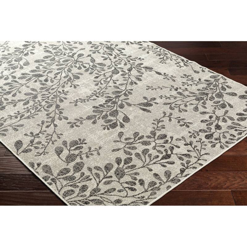 Livabliss Ravello Shabby Chic Floral Indoor/ Outdoor Area Rug