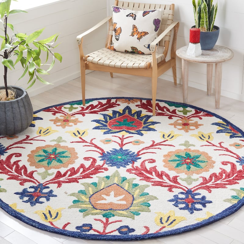 SAFAVIEH Handmade Blossom Malka Floral Wool Rug - 6' Round - Ivory/Green