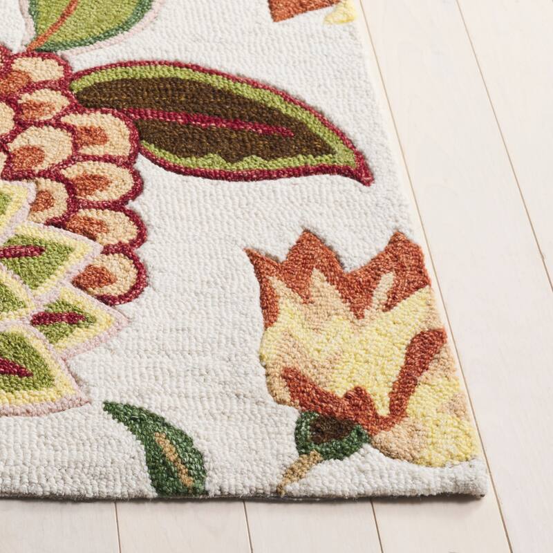 SAFAVIEH Handmade Jardin Shemsie Floral Wool Rug