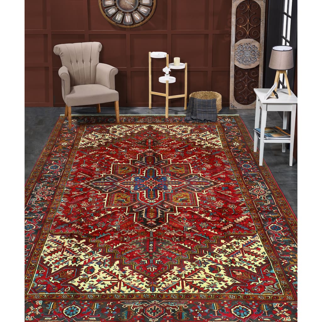 Fine Vintage Heriz Elliott Red/Charcoal Rug - 6'5" x 9'4"