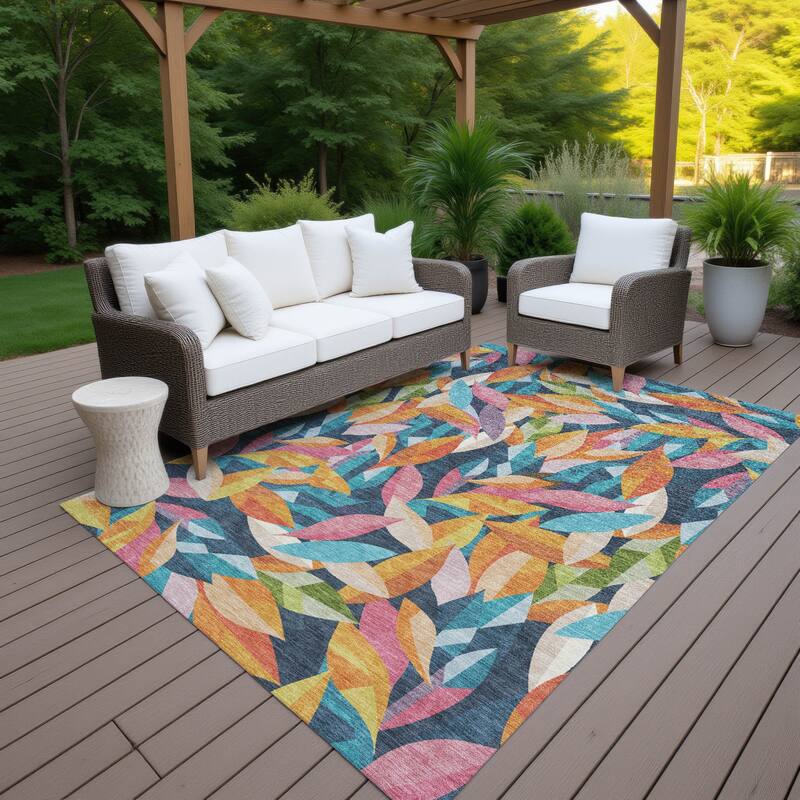 Machine Washable Indoor/ Outdoor Modern Floral Chantille Rug