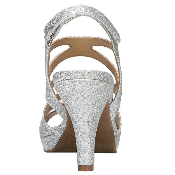 naturalizer shoes heels