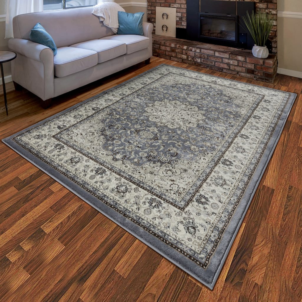 Vaso Collection Traditional Polypropylene Area Rug