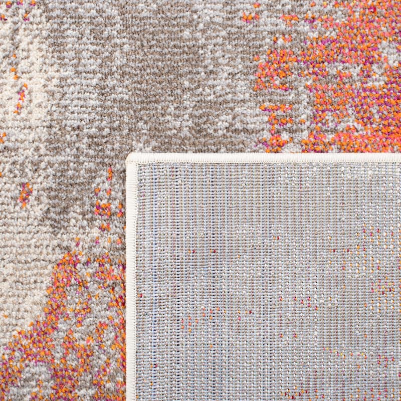 SAFAVIEH Madison Memnuna Modern Abstract Rug