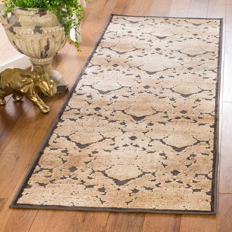 Martha Stewart by SAFAVIEH Roselyne Viscose Rug