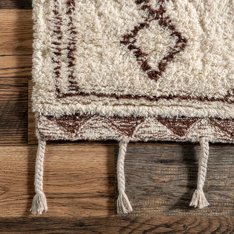 Nuloom Prima Moroccan Wool Tassel Area Rug