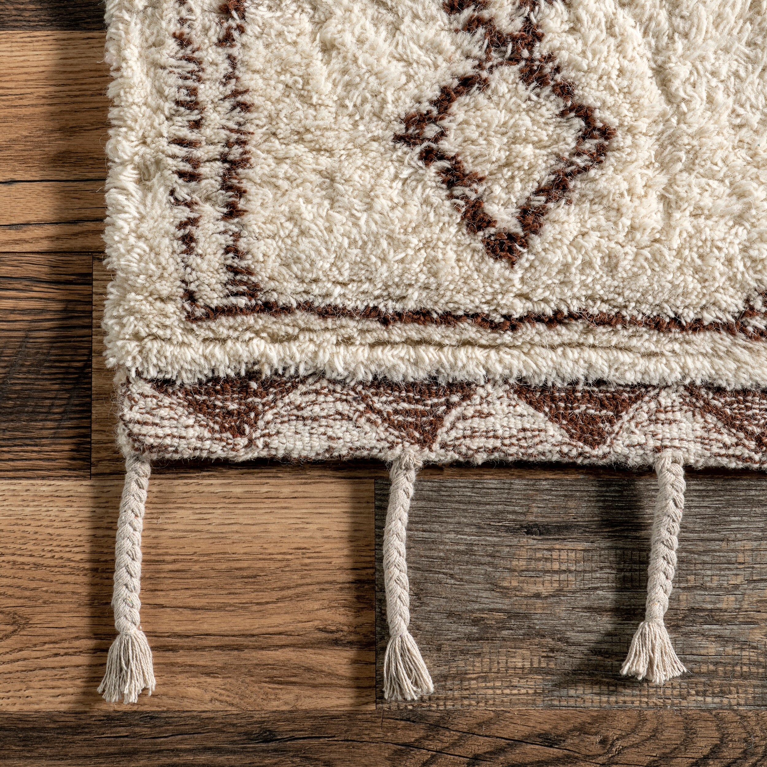 Nuloom Prima Moroccan Wool Tassel Area Rug - Overstock - 28135685