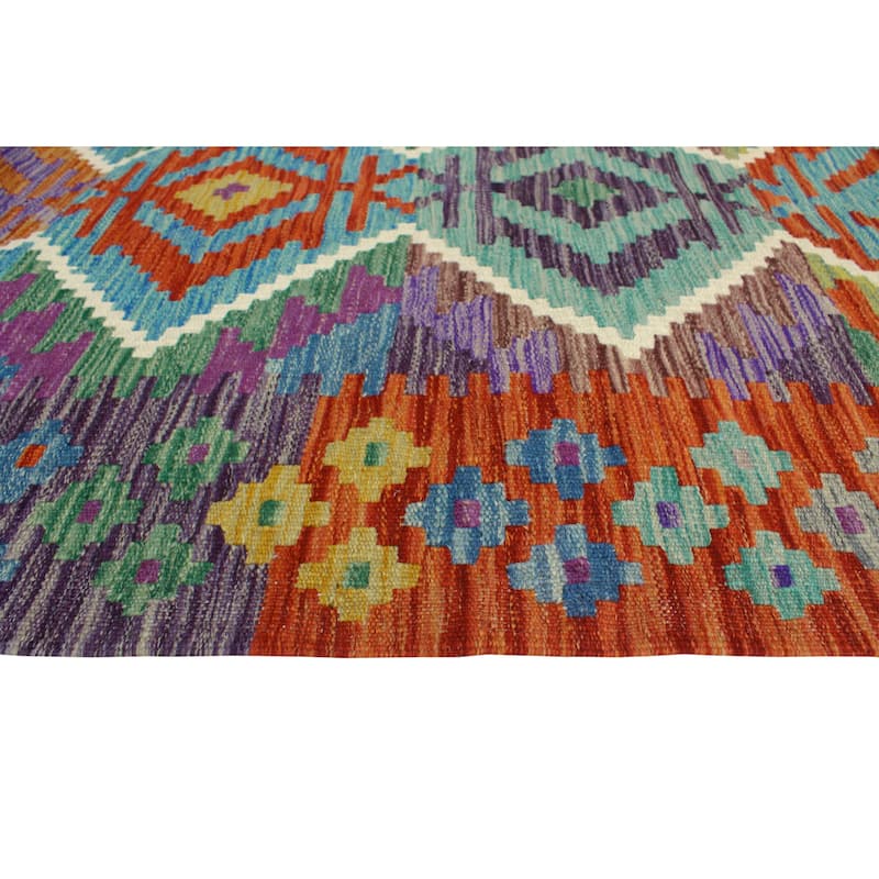 Flatweave Tawil Red/Lt. Green Rug - 4'10" x 6'2"