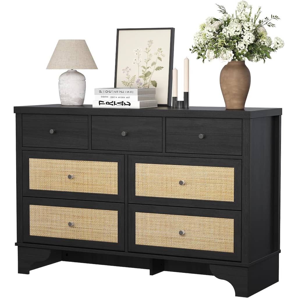 Dresser for Bedroom with 7 Drawers, Wide Chest of Drawers with Rattan Fronts and Sturdy Base for Entryway or Hallway