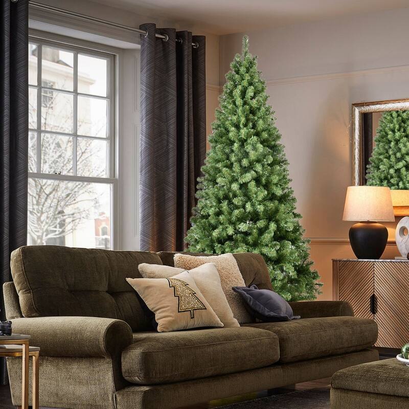 Modern Green Round Tip Christmas Tree