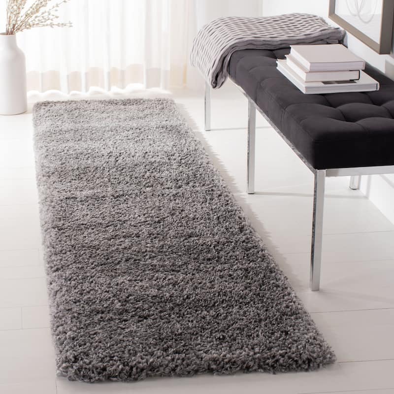SAFAVIEH Fontana Shag Kimberlie Solid 2-inch Thick Rug - 2'3" x 8' Runner - Silver - Runner