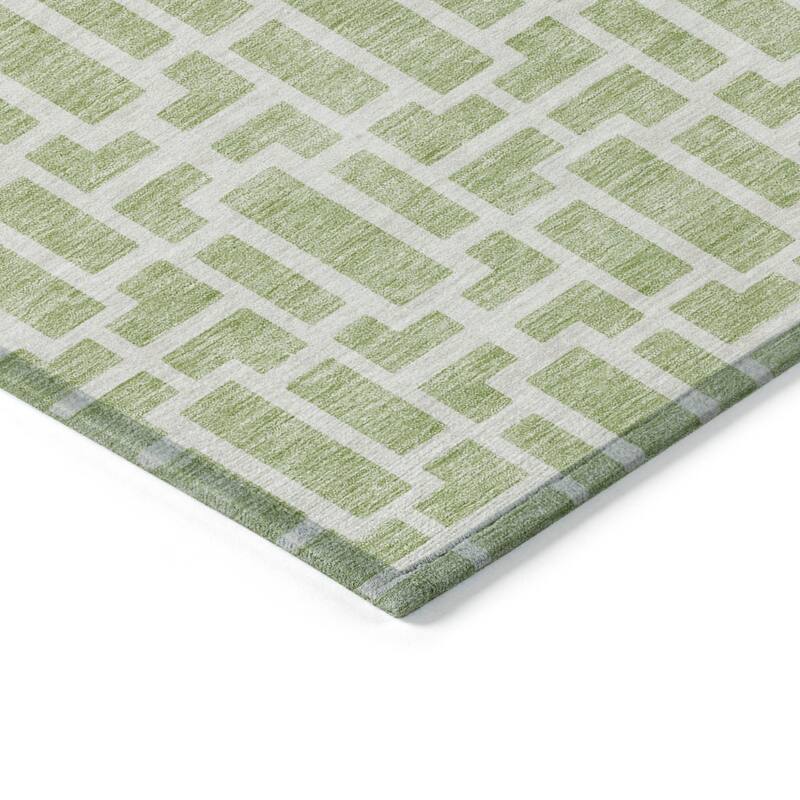 HomeRoots Geometric Transitional Rectangle Outdoor Rug