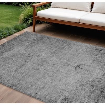 HomeRoots Oriental Traditional Rectangle Outdoor Rug