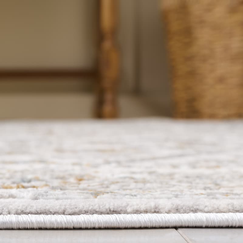 Martha Stewart by SAFAVIEH Edlira Rug