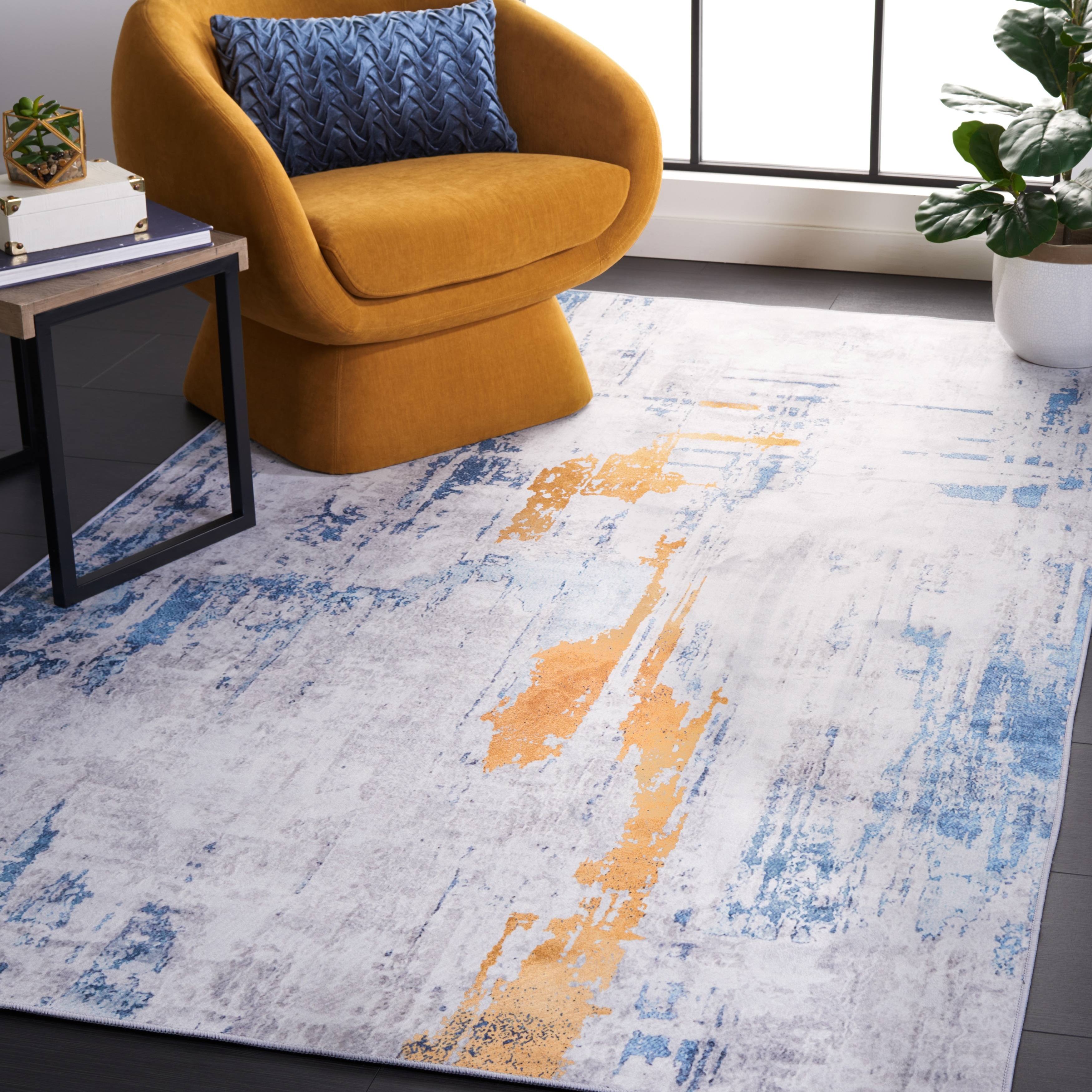SAFAVIEH Tacoma Machine Washable Slip Resistant Roxanna Modern Abstract