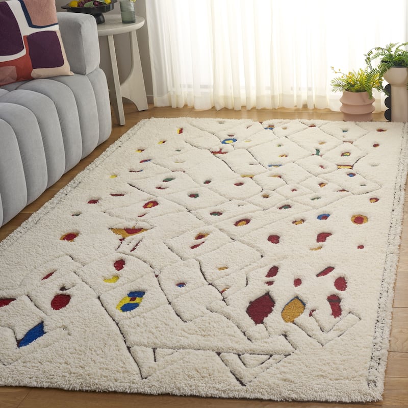 SAFAVIEH Handmade Casablanca Roslinde Shag Boho Wool 1-inch Rug - 8' x 10' - Ivory/Red