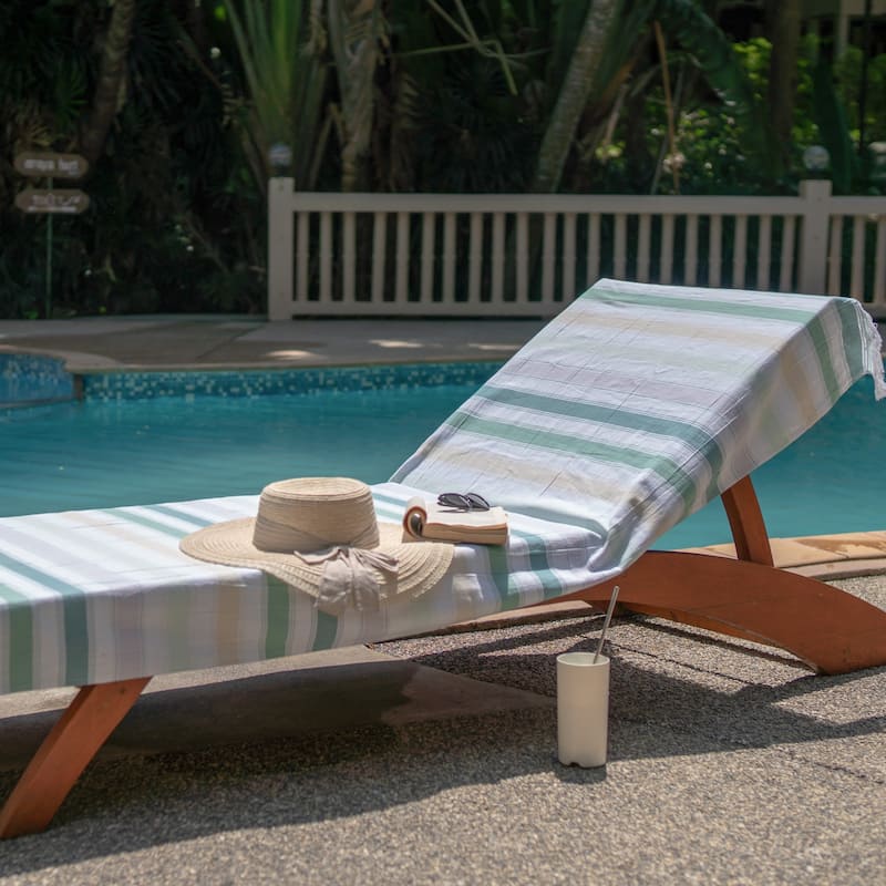 SandFree Cotton Oversized Turkish Beach Towel with Tassels - 35x75