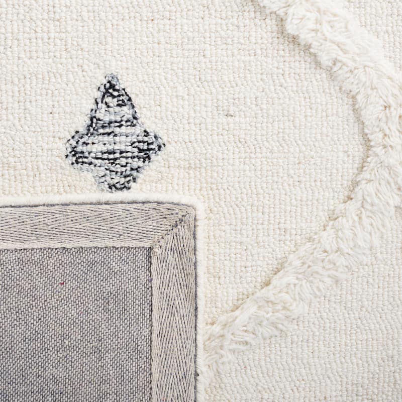 SAFAVIEH Handmade Casablanca Haven Wool Rug