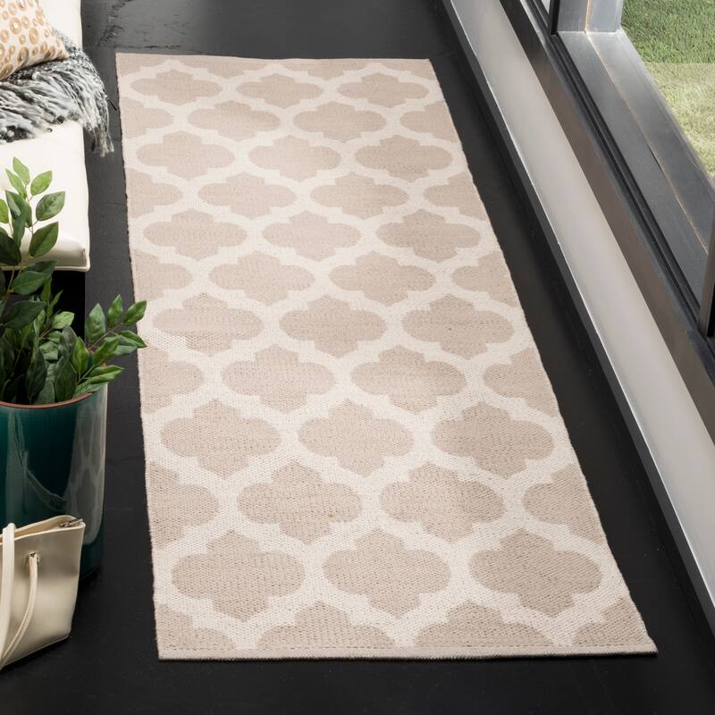 SAFAVIEH Handmade Flatweave Montauk Warwick Casual Cotton Rug - 2'3" x 7' Runner - Grey/Ivory