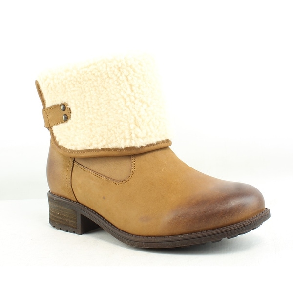 womens ugg boots size 9