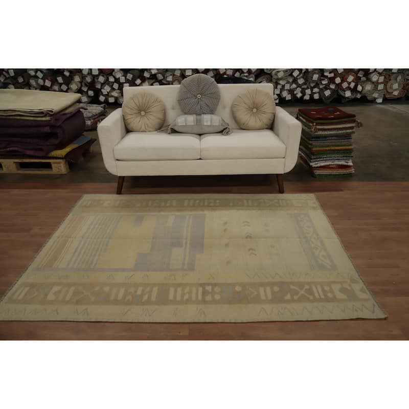Hand Woven Oriental 100% Wool Carpet Southwestern Tribal Beige & Ivories Kilim Area Rug - 6' 6'' X 4' 9''