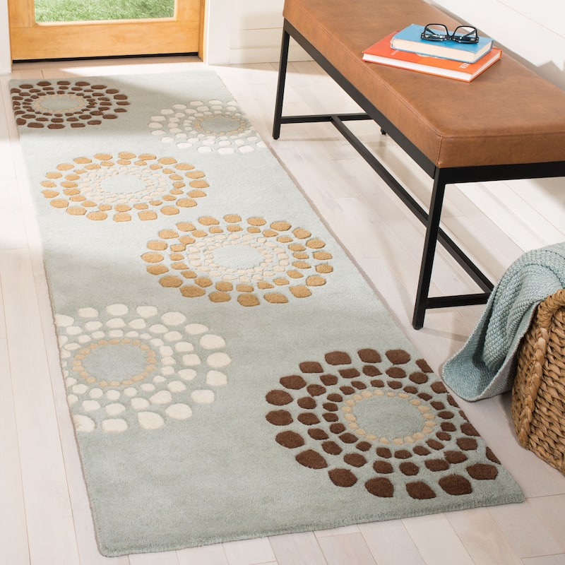 SAFAVIEH Handmade Soho Caroline Floral N.Z. Wool Rug - 2'6" x 8' Runner - Blue/Multi