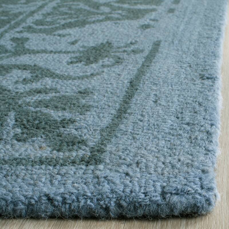 SAFAVIEH Handmade Restoration Vintage Distressed Boho Amani Oriental Wool