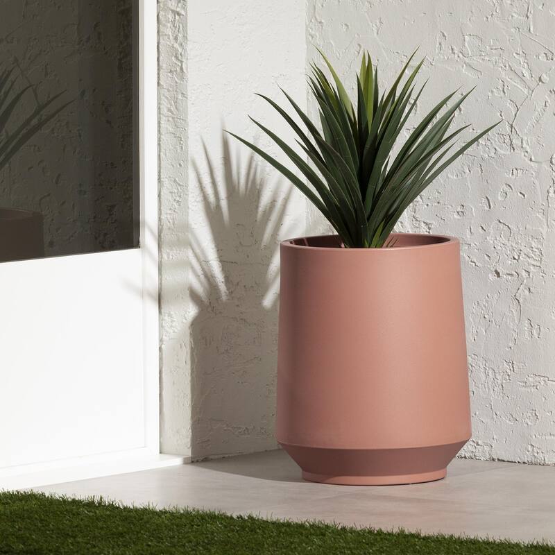 South Shore Dalya Planter - Large 16.25'' x 19.5'' - Burnt Orange