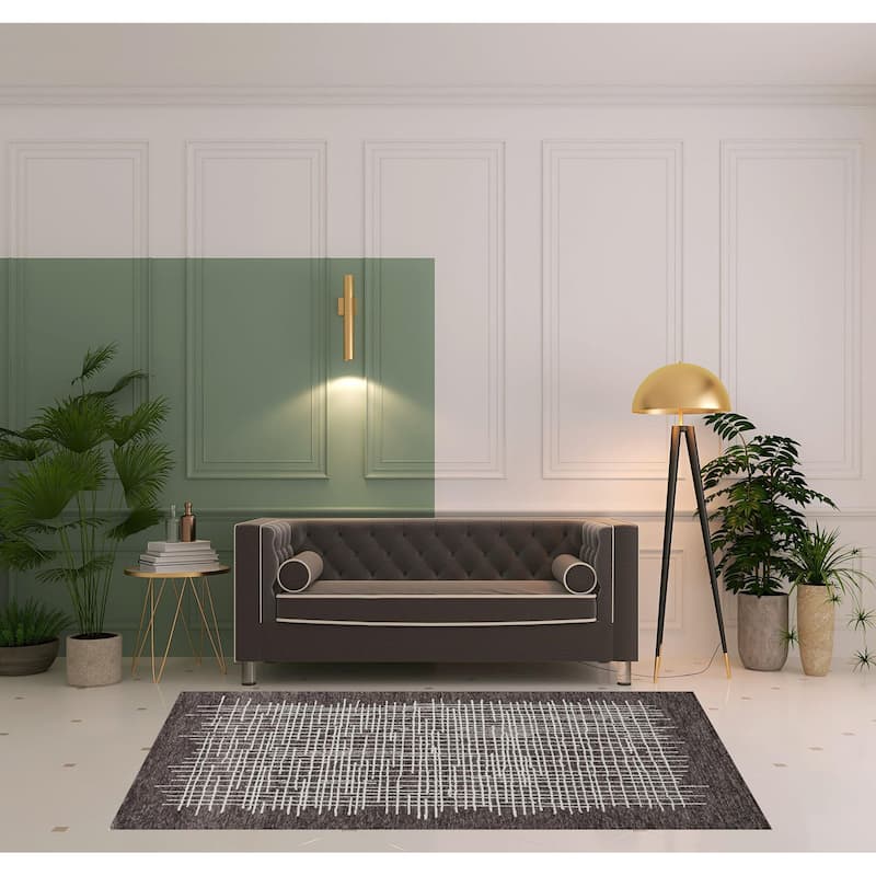 Wixo Stain Resistant Area Rug By HomeRoots - 5' x 8'