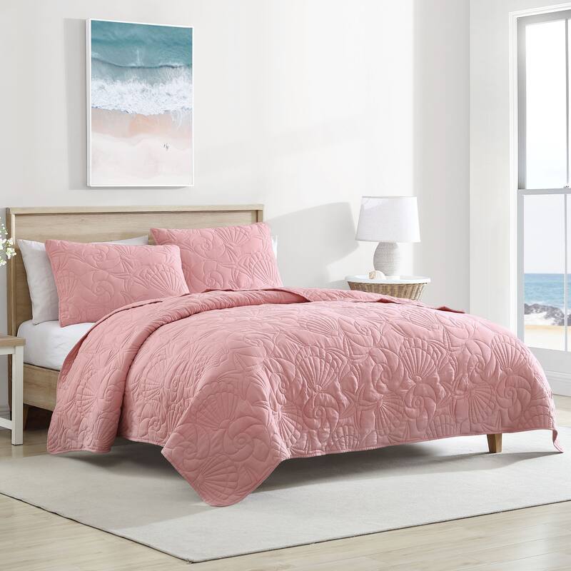 Caribbean Joe Solid Shell Outline Quilt Set - Coral - Full - Queen