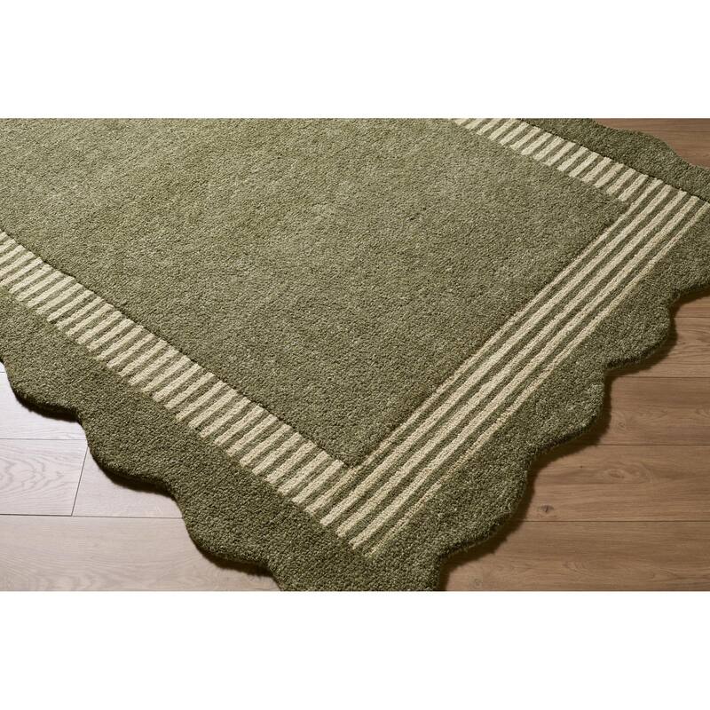 Livabliss Scalloped Modern & Contemporary Area Rug