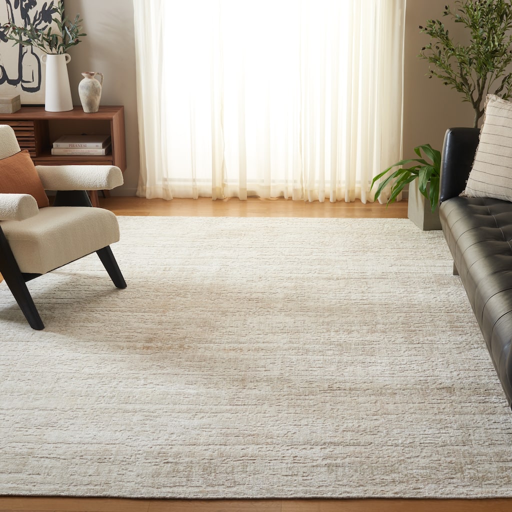 SAFAVIEH Handmade Bedford Milva Viscose Rug