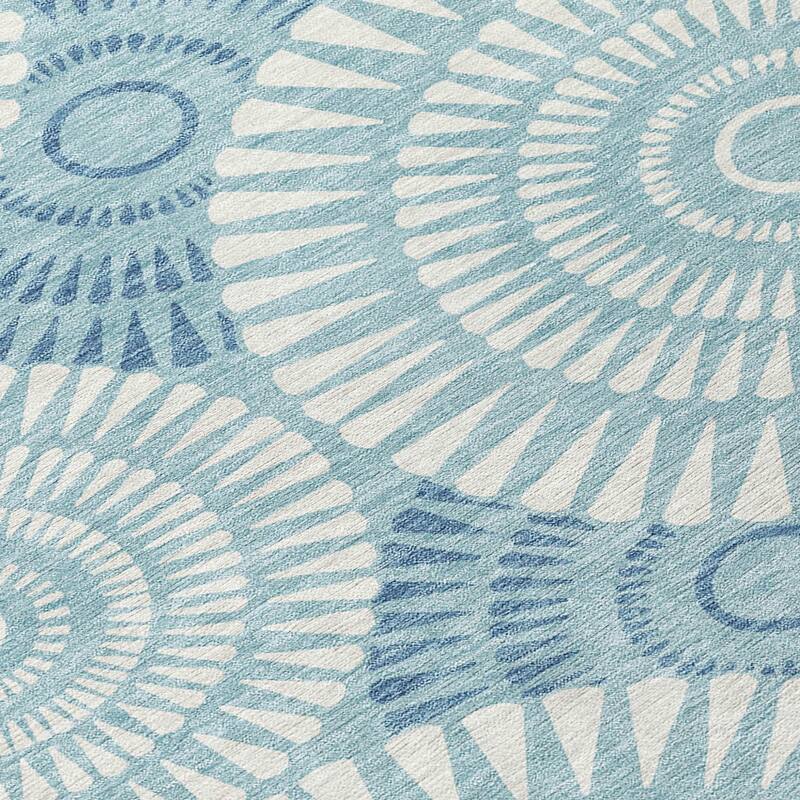 HomeRoots Geometric Transitional Rectangle Outdoor Rug