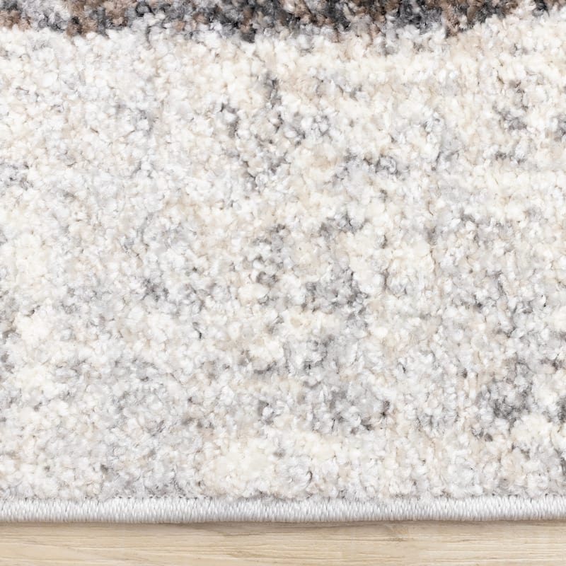 Solace Collection - Soft Low-Pile Grey White Merging Circles Area Rug
