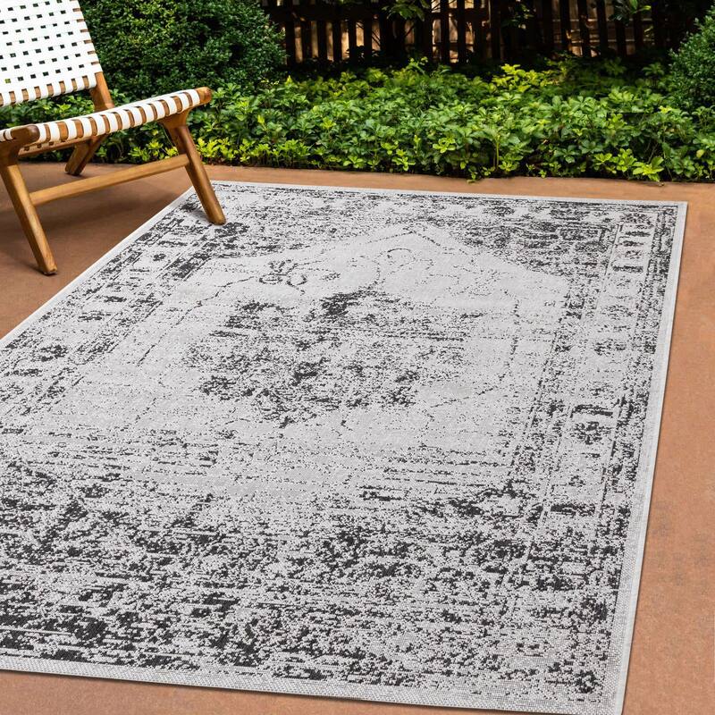Jackson Collection - Grey/Black Distressed Traditional Indoor/Outdoor Area Rug