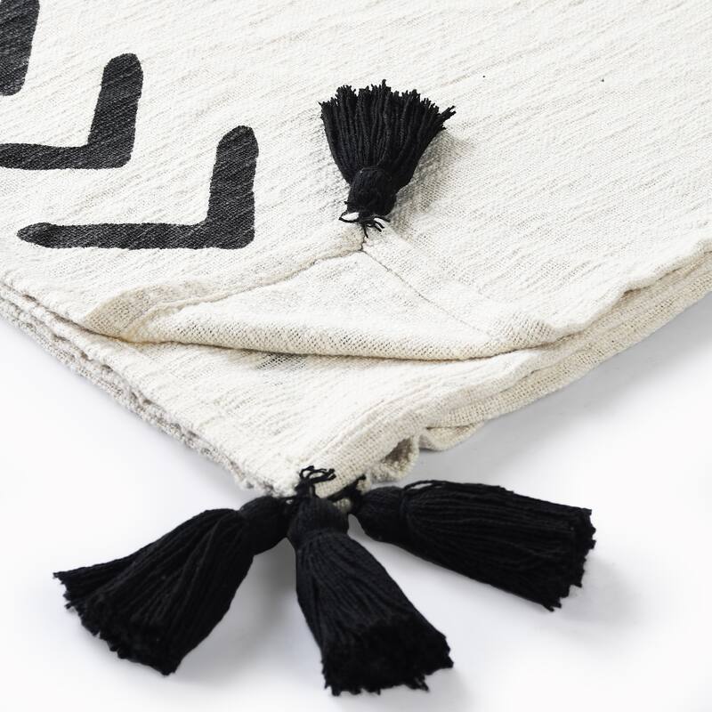 Sevita Modern Boho Tufted Diamond Medallion Cotton Standard Size Throw Blanket