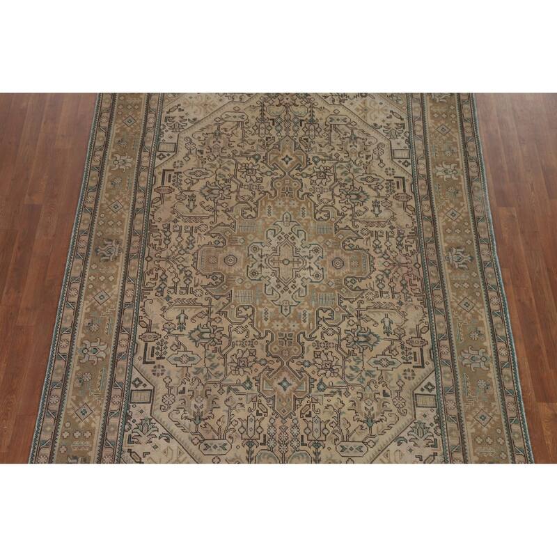 Hand Knotted Oriental 100% Wool Carpet Traditional Medallion Peach Tabriz Area Rug - 9' 7'' X 6' 5''