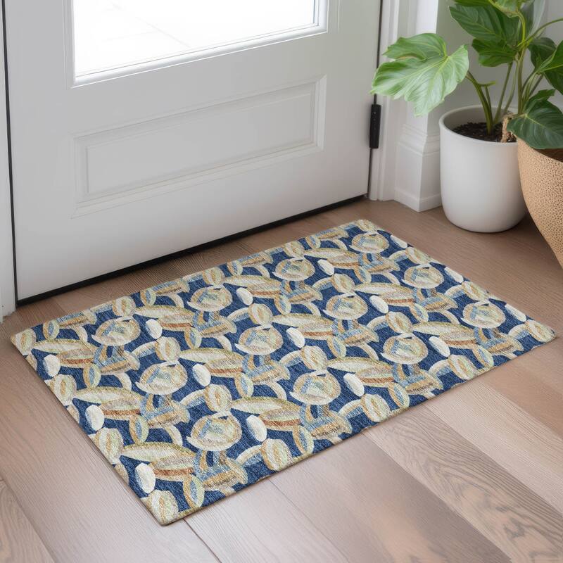 Machine Washable Indoor/ Outdoor Modern Heli Chantille Rug