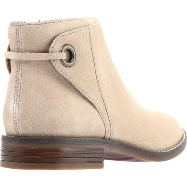 clarks camzin bow bootie