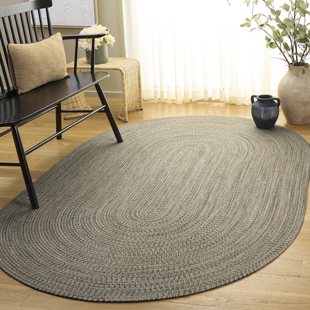 SAFAVIEH Handmade Braided Thijs Reversible Rug