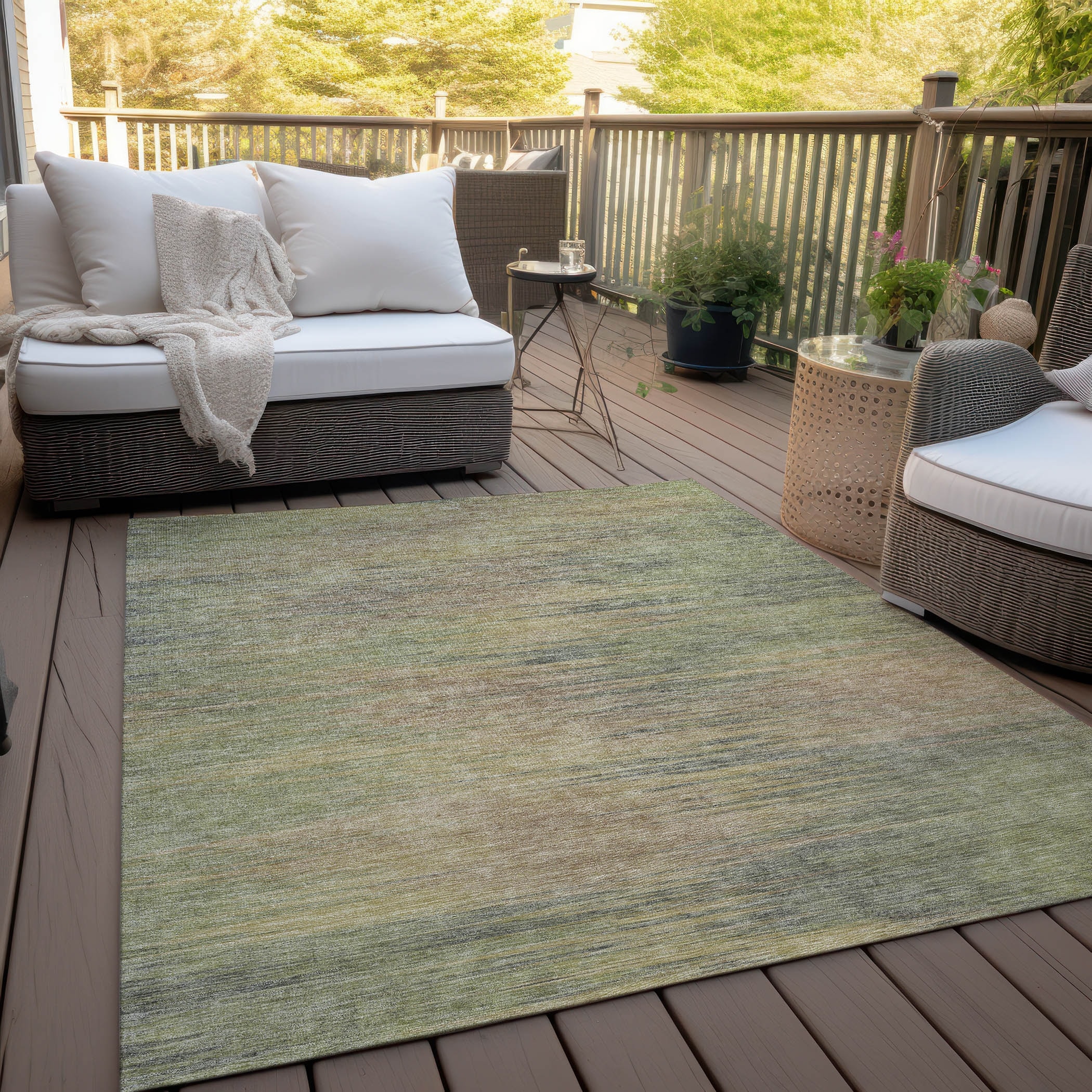 Machine Washable Indoor/ Outdoor Chantille Solid Ombre Rug