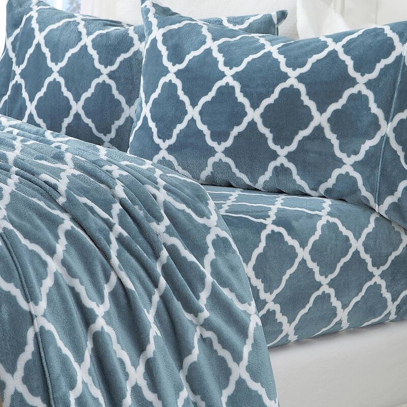 Great Bay Home Extra Soft Cozy Velvet Plush Printed Bed Sheet Set