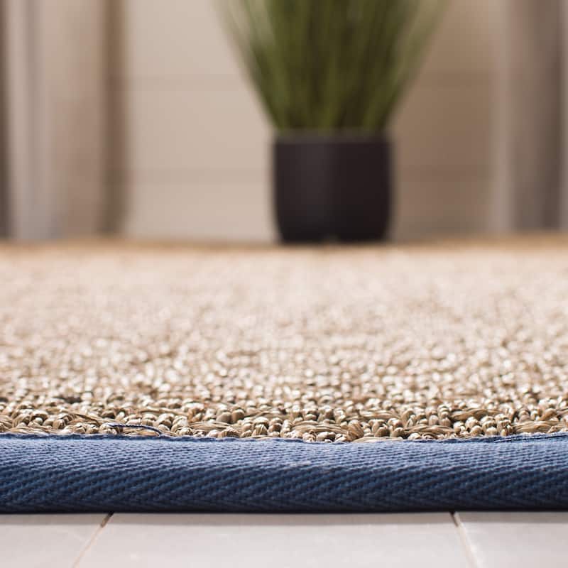 SAFAVIEH Natural Fiber Marina Basketweave Seagrass Rug