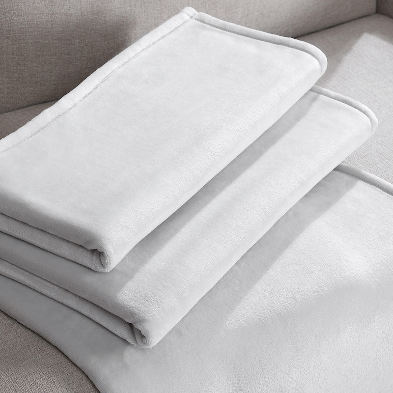 Calvin Klein Plush Solid Reversible Blanket Bed Bath & Beyond 39551845