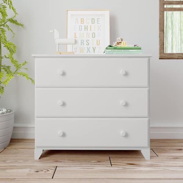 https://ak1.ostkcdn.com/images/products/is/images/direct/57482517e4d0e6a932387332d2c0634eb766f938/Max-and-Lily-3-Drawer-Dresser.jpg?impolicy=medium